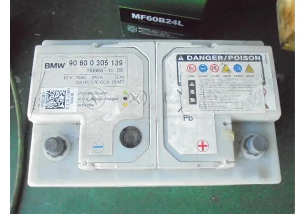 BMW ミニ エンジンかからない修理 バッテリー交換 ラムダセンサー O2センサー交換