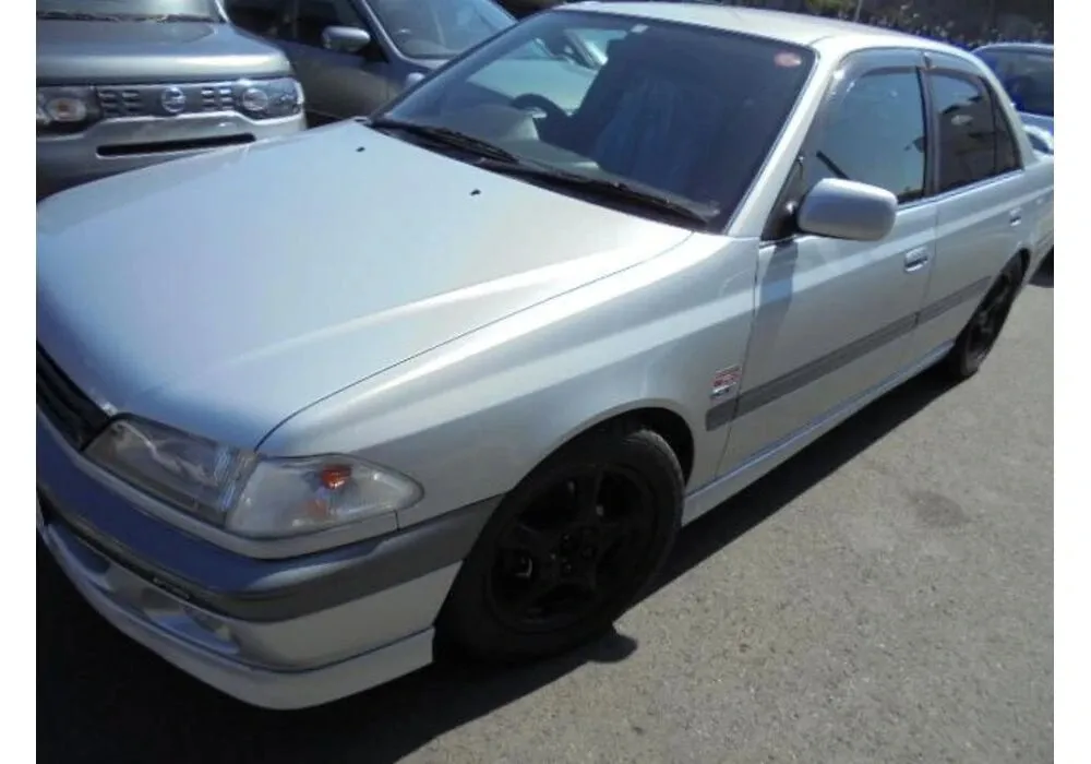 トヨタ カリーナ 車検点検整備 エンジンオイル、ミッションオイル交換、ブレーキオイル