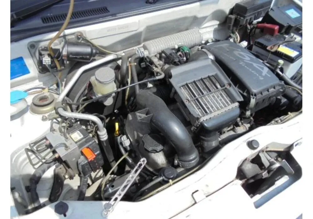 スズキ アルトワークス HA22S 車検点検整備 ブレーキオイル、エアーエレメント交換