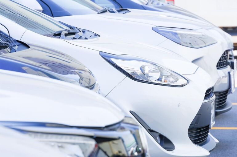 カーリースのステッカー活用法！