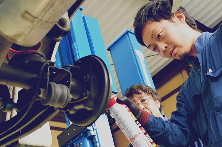 【求人募集】京都で自動車整備や板金塗装を行う田中モータース