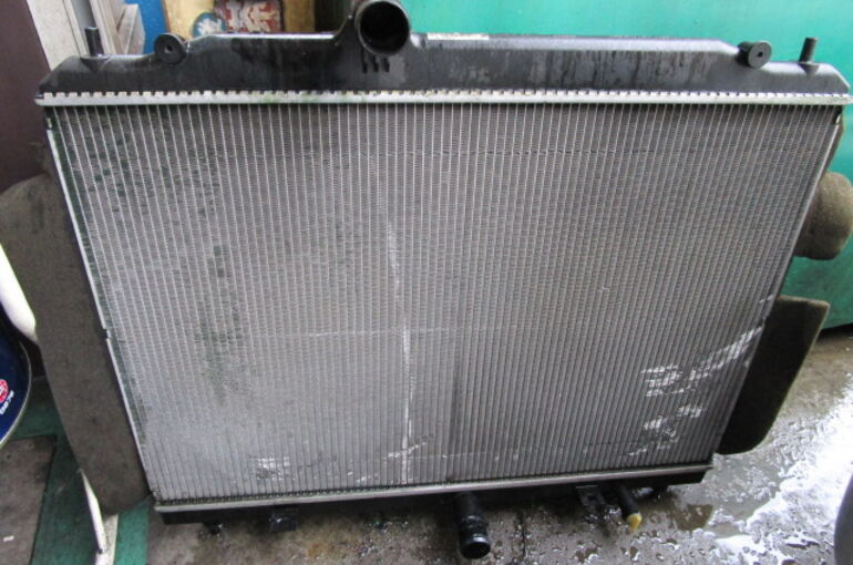 古いラジエター