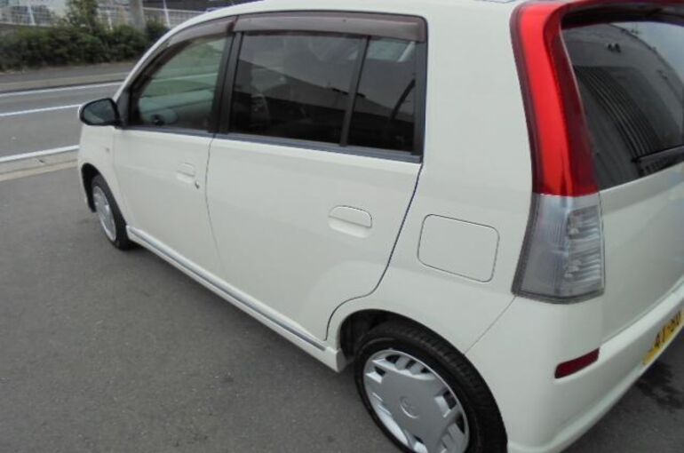 ダイハツ　ミラアヴィ　マフラー交換　排気漏れ修理　リサイクル品　京都　八幡市